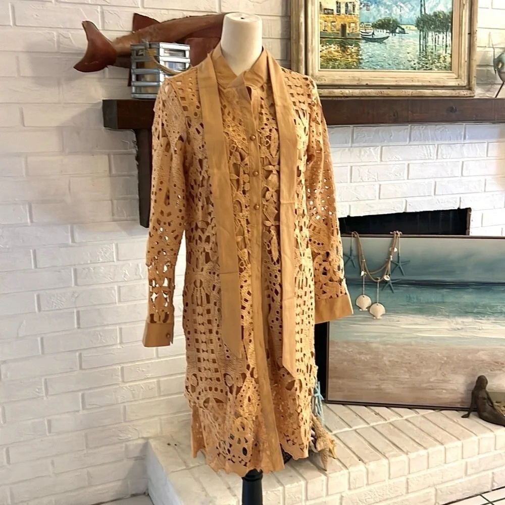 Sexy,V-Neck Lapel, Button-Down,Lace-Paneled Dress,Belted,Perfect, Size L - Picture 4 of 10
